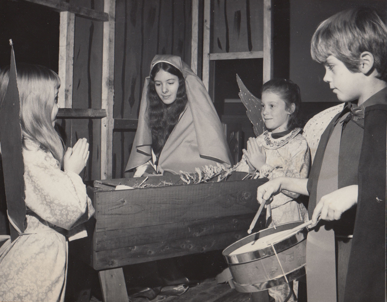 1972-12-16 Rehearse for pageant